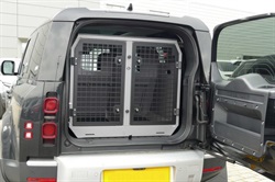 Land Rover Defender 110" hunde bur til New Defender L663