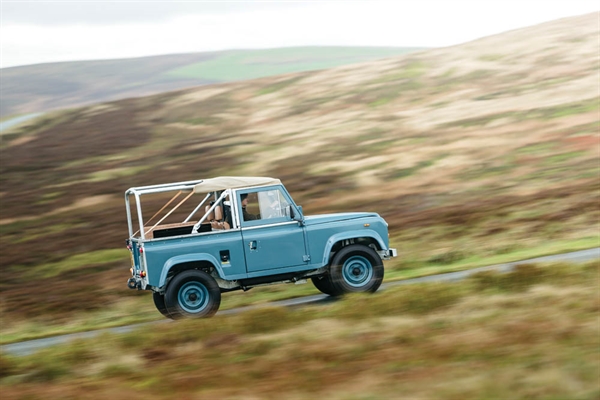 Land Rover Defender Bikini Top kaleshe - Sand farve - Passende frem til årgang 2000