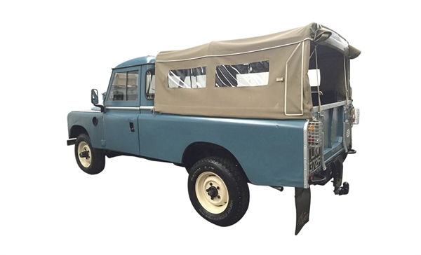 Land Rover 109" lad kalesche med sideruder og bagrude - sandfarvet - fåes i mange farver og kvaliteter