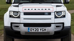 Land Rover "DEFENDER" badge til på kølerhjelmen til New Defender L663 - Narvik Black