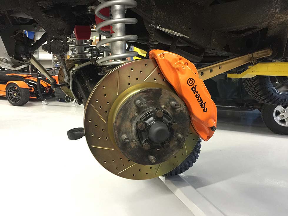 Brembo bremse montage på Defender