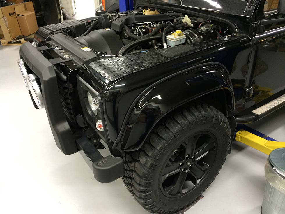 Defender cognac interior